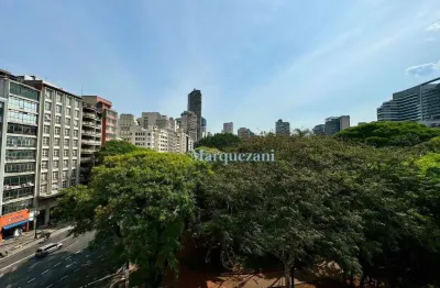 Sala comercial para alugar na Praça da República, República, São Paulo