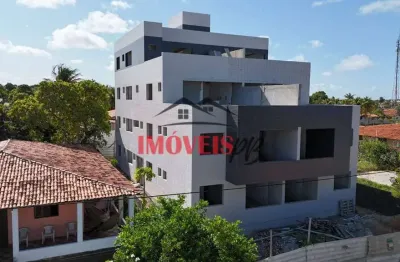 Cobertura em jacumã, com 3 quartos sendo 2 suítes com vista mar.