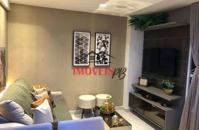 cobertura com piscina privativa a 250 metros da praia de Intermares