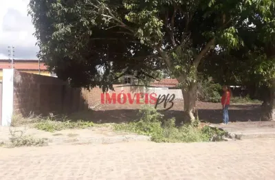 Terreno em jacumã 15x30 em rua calçada e saneada com ótima localidade.