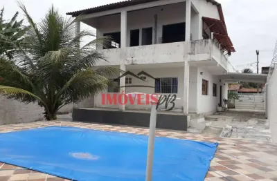 Casa  na praia de carapibus com 3 quartos sendo 1 suíte e piscina