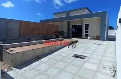 Casa em praia bela com 3 quartos sendo 1 suíte e piscina