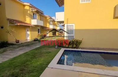 Linda casa com 2 suítes em condomínio fechado em praia bella