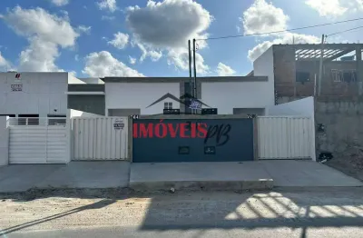 2 casas no bairro do colinas com 2 quartos, e ótima localização