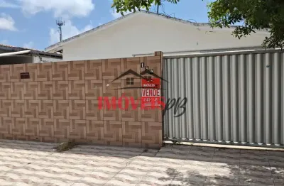 Casa em excelente localização no valentina 3 quartos sendo 1 suíte