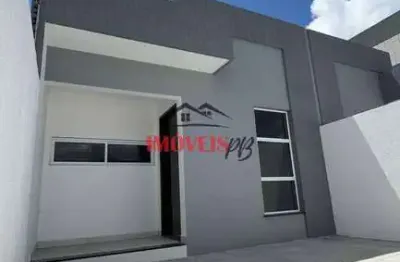 Casa em gramame muito bem localizada, super arejada com 2 quartos e 1 suíte