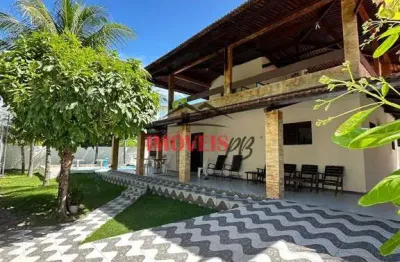 Casa a 50 metros da praia de carapibus, com belíssima vista mar, arejada.