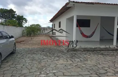 Casa na praia do amor super ampla e arejada, com 2 quartos sendo 1 suíte.