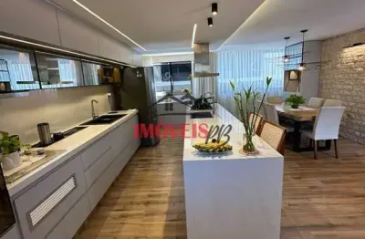 Apartamento na orla de cabo banco com 4 quartos sendo 2 suítes, beira mar.