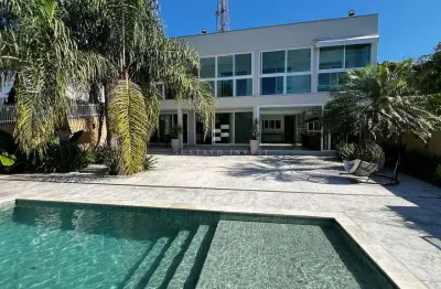 Casa com 3 quartos à venda na Avenida Cônsul Carlos Renaux, 1, Centro I, Brusque