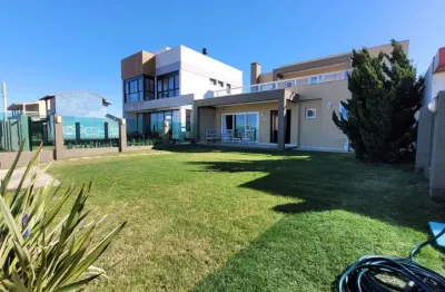 Casa com 6 quartos à venda na avenida beira mar, 1141, rainha do mar, xangri-lá por r$ 1.500.000