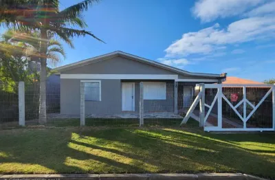 Casa com 4 quartos à venda na Itália, 720, Zona Norte, Capão da Canoa por R$ 559.000
