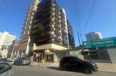 Apartamento no cenytro do boqueirão em praia grande apenas 3 quadras do mar