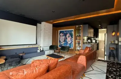 Apartamento finamente mobiliado para locação anual no centro de bc