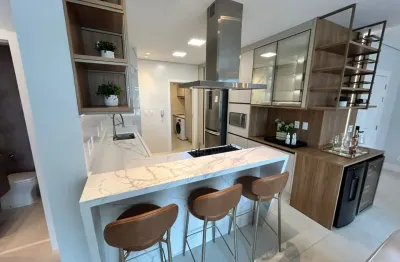 Apartamento com 4 quartos para alugar na Rua 3100, 625, Centro, Balneário Camboriú