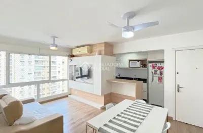 Apartamento com 3 quartos à venda na Rua Bezerra de Menezes, 623, Passo da Areia, Porto Alegre