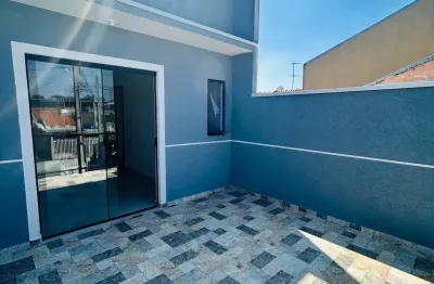Sobrado no ganchinho r$ 420.000,00 com excelente acabamento