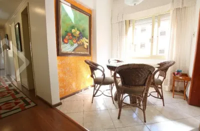 Amplo apartamento de 3 dormitórios com sacada e 1 vaga — conforto e localização privilegiada no coração do bairro rio branco!