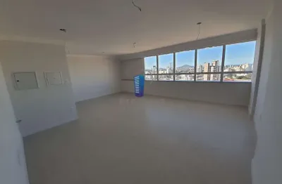 Sala comercial para alugar na Rua Uruguai, Centro, Itajaí