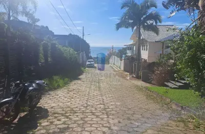 Terreno à venda na Rua Engenheiro João da Rocha Mello, 315, Cabeçudas, Itajaí