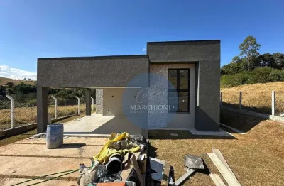 Casa de campo em condomínio fechado de pinhalzinho!