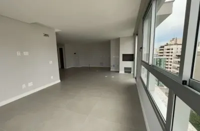 Conheça o bergamo residence, um magnífico apartamento à venda na rua santo inácio de loyola, no coração de florianópolis. com uma área privativa de 118m², este imóvel dispõe de 3 suítes confortáveis, 