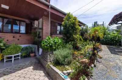 Casa comercial com 1 sala à venda na vila nova, blumenau , 282 m2 por r$ 650.000