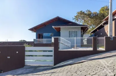 Casa com 3 quartos à venda em água verde, blumenau , 171 m2 por r$ 799.000