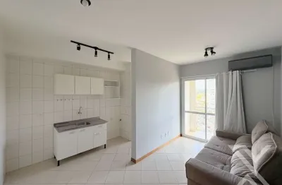 Apartamento com 2 quartos para alugar na vila nova, blumenau , 49 m2 por r$ 2.350