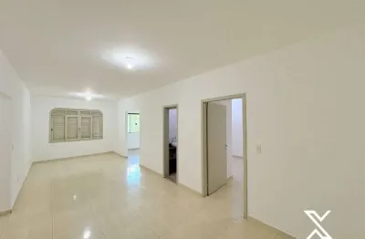 Casa com 3 dormitórios para alugar, 250 m² por R$ 5.350,00/mês - Itoupava Seca - Blumenau/SC