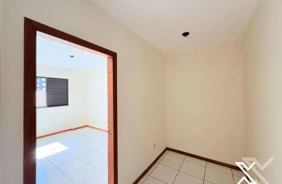Apartamento com 1 dormitório para alugar, 70 m² por R$ 2.263,36 - Vila Nova - Blumenau/SC