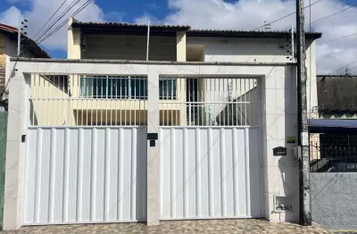Casa com 5 quartos à venda no Passaré, Fortaleza 