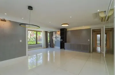 Apto à venda de 133 m², 3 dornitórios ( 1 suíte ), 2 vagas no bairro mont'serrat