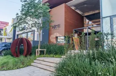 Apto. à venda com 3 suítes em frente ao country club