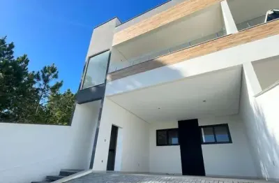 Geminado de auto padrão com área de festa piscina! um ótimo padrão de acabamento