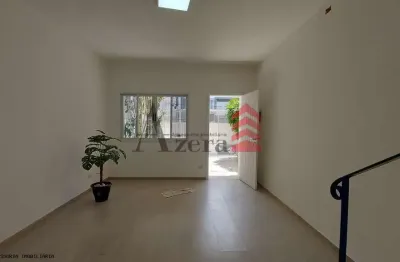 Sobrado para Locação em São Paulo, CAMPO BELO, 3 dormitórios, 1 suíte, 3 banheiros, 2 vagas