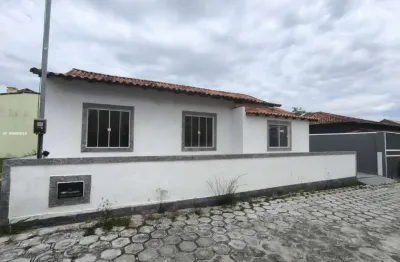 Casa em condomínio para locação em são pedro da aldeia, fluminense, 3 dormitórios, 1 suíte, 2 banheiros, 1 vaga