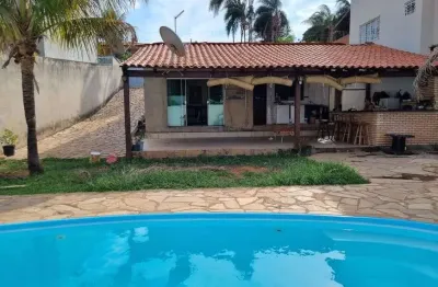Casa para venda tem 280metros quadrados com 3 quartos no setor hab.arniqueiras - brasília - df