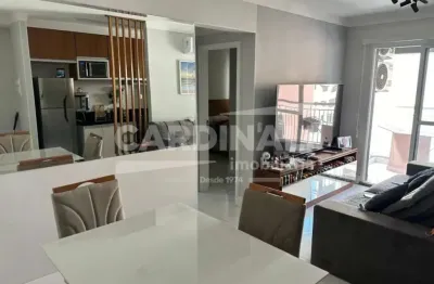 Lindo apartamento para locação próximo ao centro com 2 dormitórios (1suite) e lazer completo.