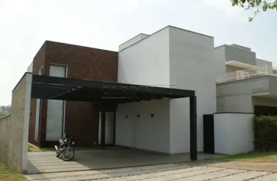 Casa ampla nova a venda em condomínio em barão geraldo, um condomínio aconchegante