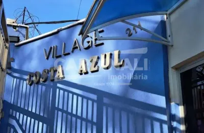 Casa à venda em condomínio com 3 dormitórios, 2 banheiros, cozinha americana por r$460.000,00.