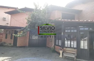 Casa com 3 quartos à venda na rua joão antônio da silveira, 423, lagoa da conceição, florianópolis por r$ 1.500.000