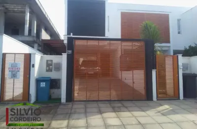 Casa com 3 quartos para alugar na rua luiz henrique rosa, 162, lagoa da conceição, florianópolis por r$ 9.000