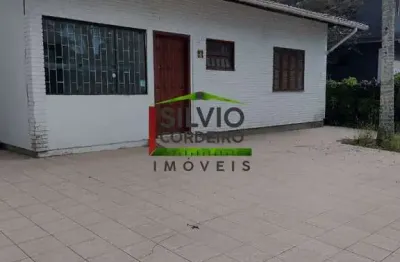 Casa com 4 quartos à venda na Rua Rita Lourenço da Silveira, 139, Lagoa da Conceição, Florianópolis por R$ 1.700.000