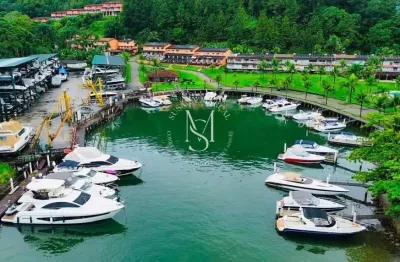 Oportunidade em angra! casa no green coast com vaga de lancha e praia privativa