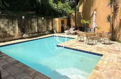 Duplex moderno na praia da ribeira com área gourmet e piscina