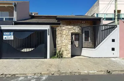 Casa à venda no jardim regina em indaiatuba com 2 suítes e área gourmet