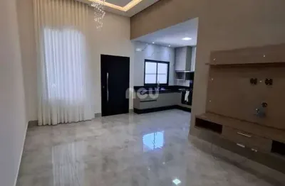 Viva com conforto e elegância nesta casa à venda no jardim veneza