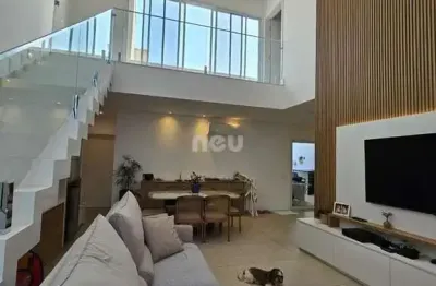 Descubra esta linda casa no condomínio maria josé em indaiatuba-sp!