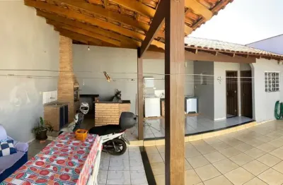 Casa com 2 quartos à venda no Jardim Maria Celina, Londrina 